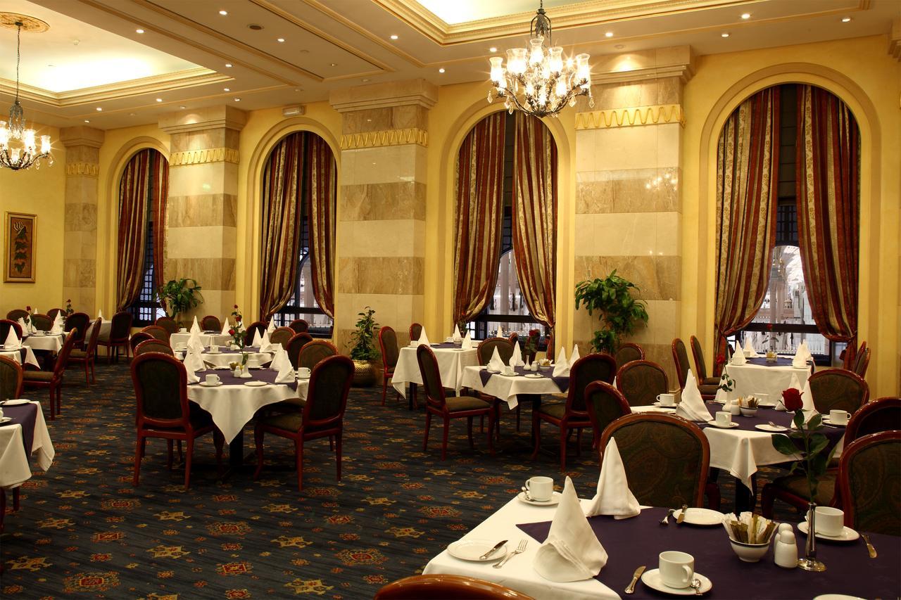 Dar Al Iman Suites Madinah Sultanah Bagian luar foto