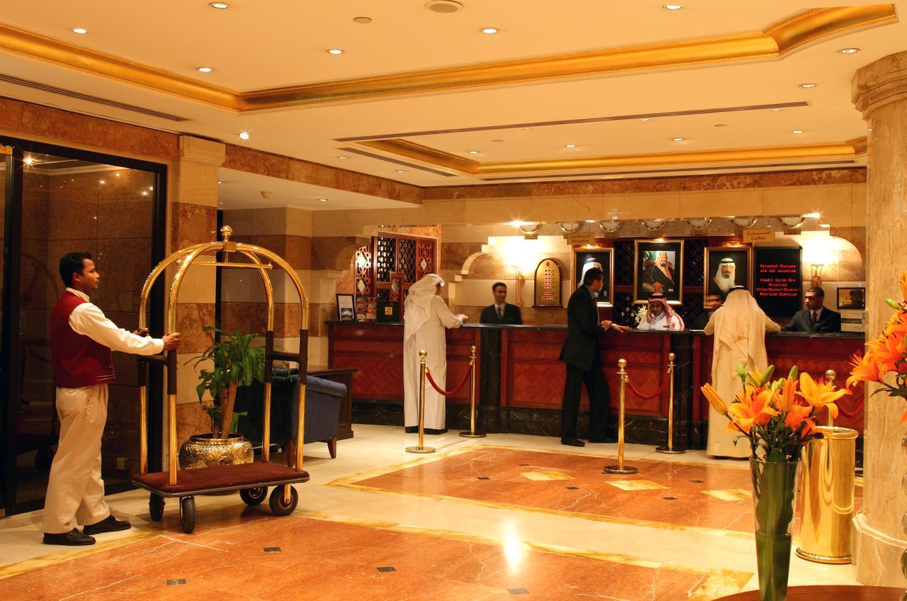 Dar Al Iman Suites Madinah Sultanah Bagian luar foto