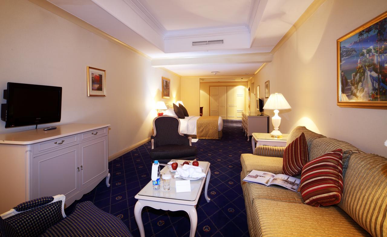 Dar Al Iman Suites Madinah Sultanah Bagian luar foto